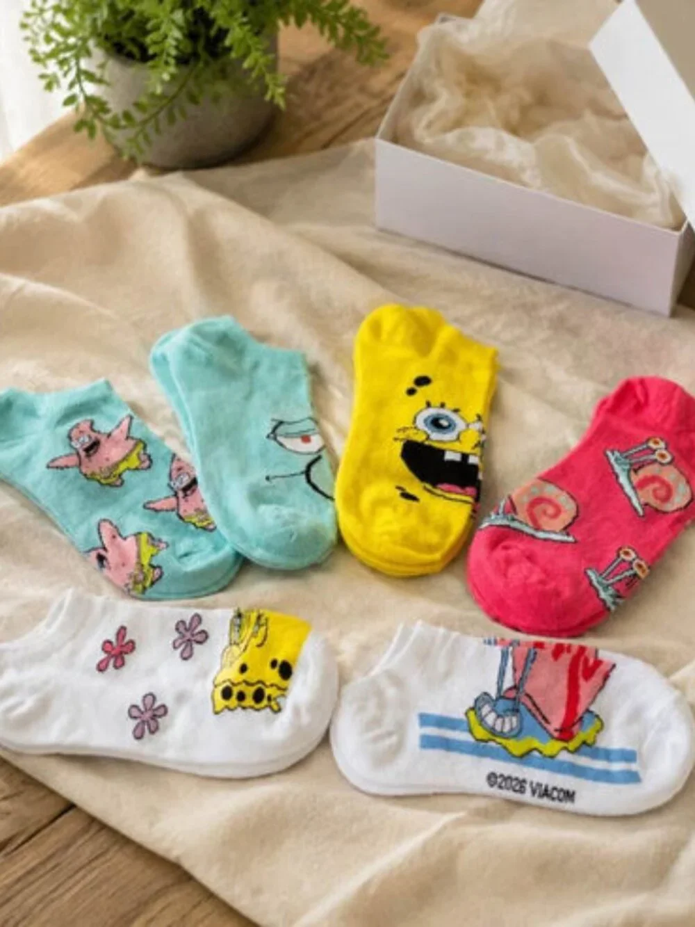 6 Pairs Novelty Cartoon Character Low Cut Ankle Socks Women's Size 4-10 New